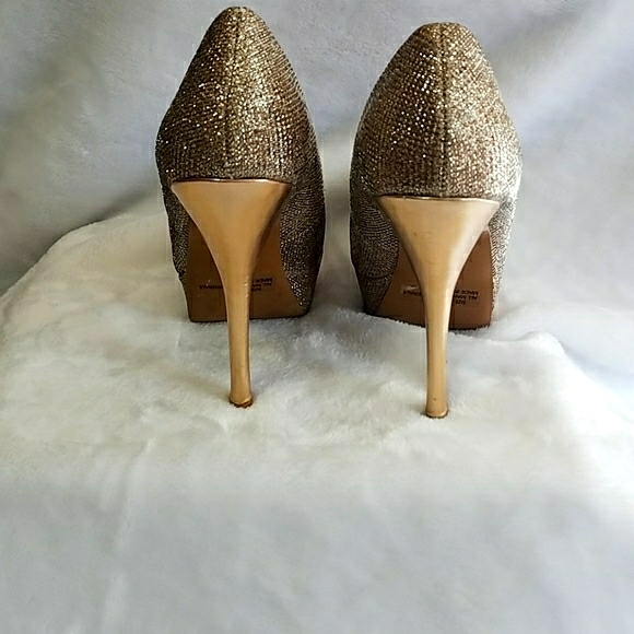 Gold platform heels - Picture 6 of 7